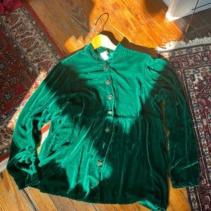 vintage emerald green velvet-like button up blouse with pockets ! medium